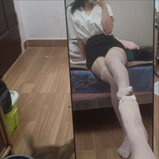 Secondhand Silk Stockings